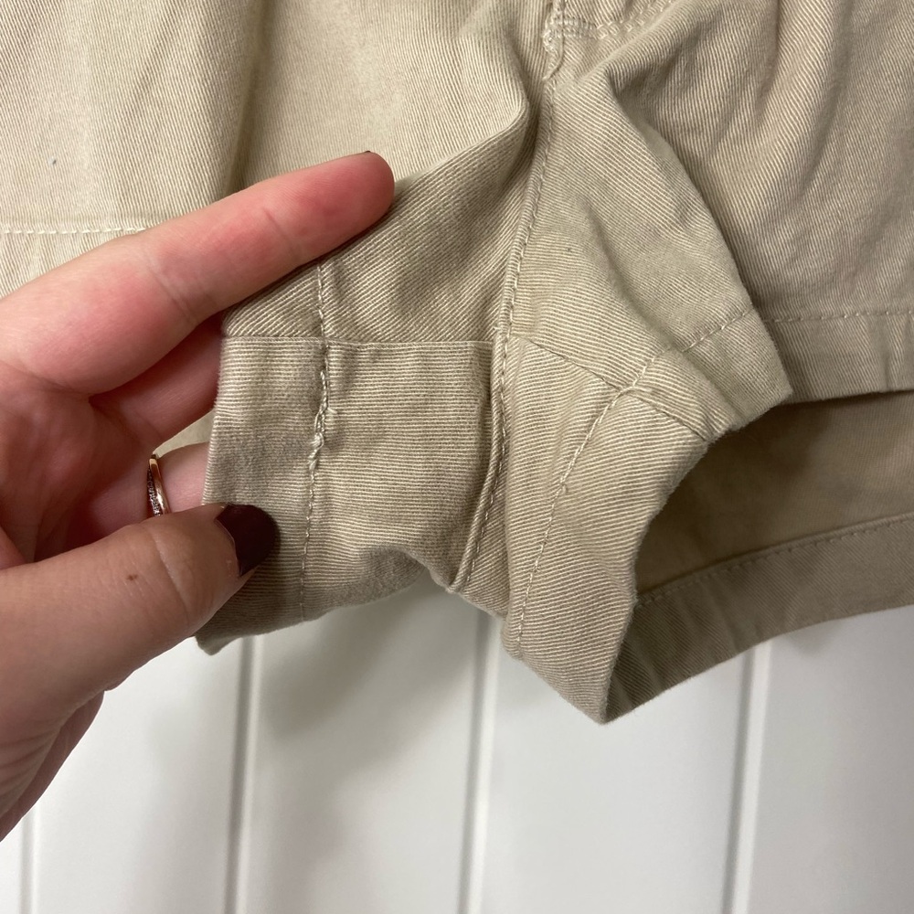 EUC Hollister women’s tan khaki pocket short-shorts summer shorts casual size 3 - Picture 2 of 7